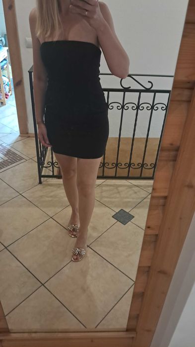 PrettyLittleThing czarna mini sukienka kieszenie rozmiar M