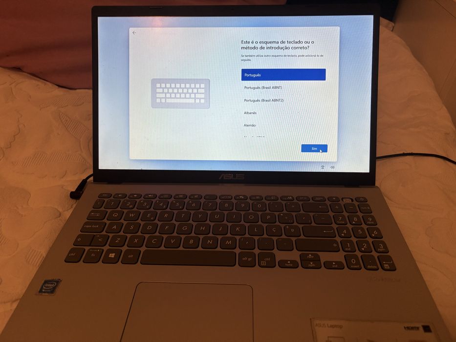 Portatil ASUS VivoBook X509MA