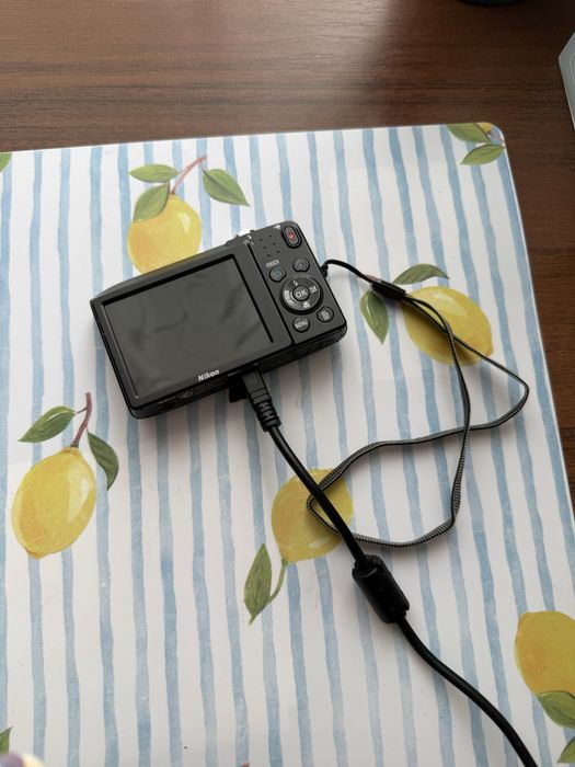 Aparat nikon coolpix s2600 sprawny z ladowarka i case bez wad