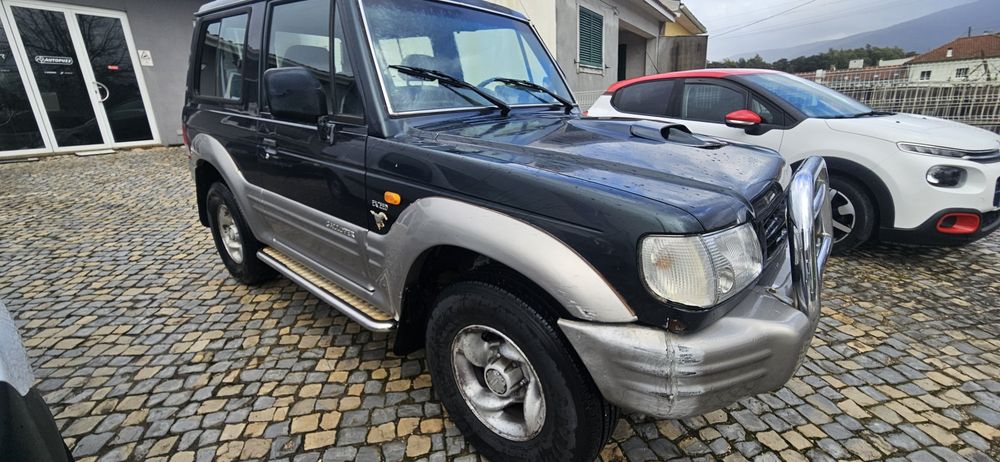 Hyundai Galloper 2.5 td 90€/Mês