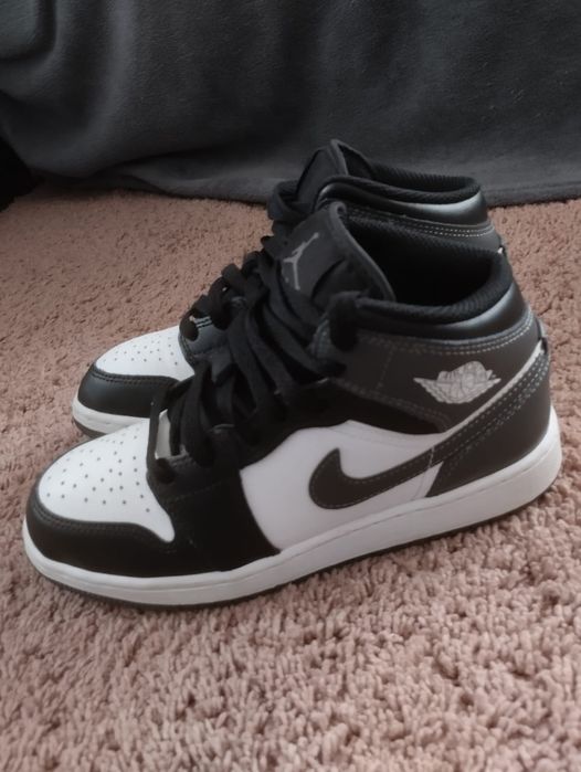 Ténis Air Jordan mid n 36.5