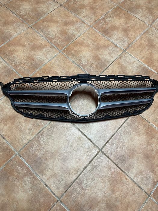 Grelha origem Mercedes c Amg
