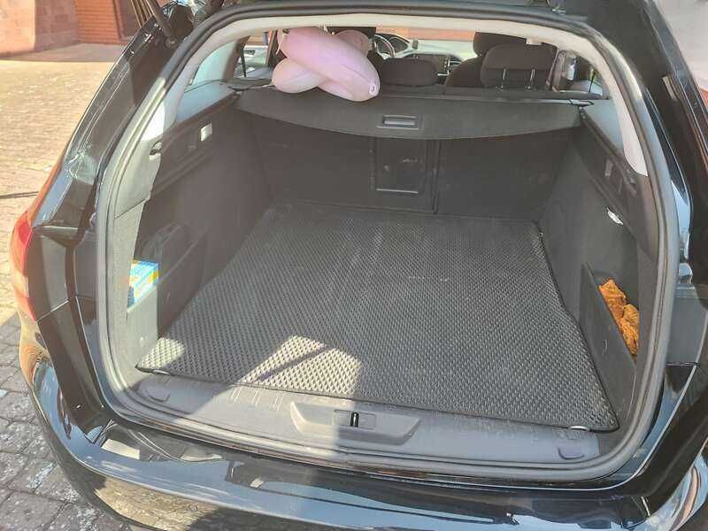 Аренда авто под выкуп, Прокат авто под выкуп - Універсал Peugeot 308 / Пежо 308, вигідна оренда авто під викуп, прокат авто