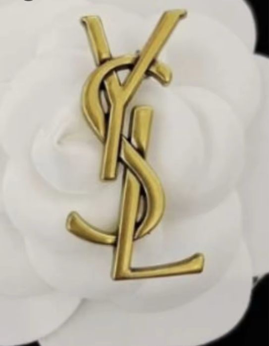 Broszka ysl stare złoto 4,5 cn