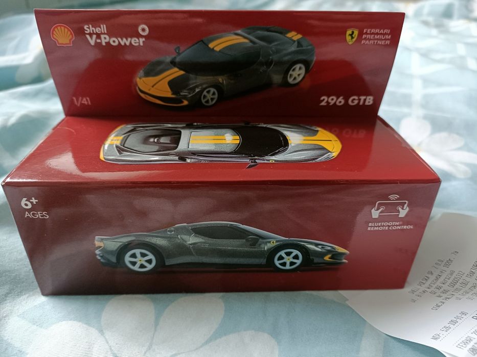 Shell Ferrari 296 GTB autko na Bluetooth zdalnie sterowane nowe parago