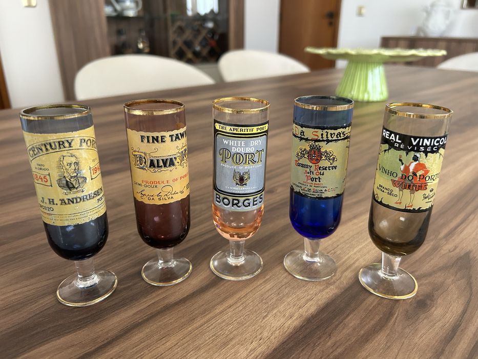 5 Copos Coleção anos 60