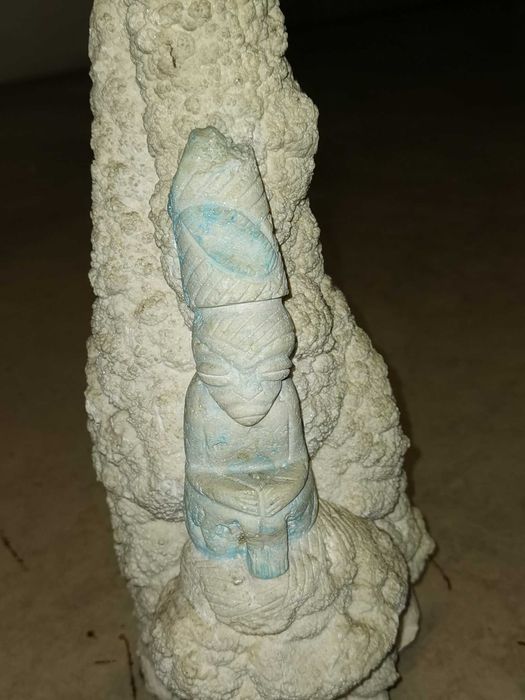 Estalagmite mineral