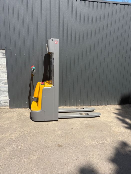 Wynajem Jungheinrich EJC wózek podnośnikowy elektryczny sztaplarka paleciak wysokiego podnoszenia Mazowieckie