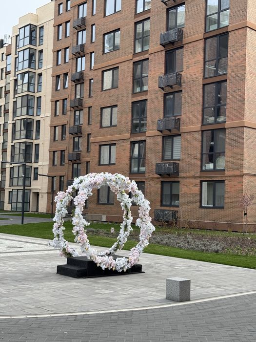 Подобово Чернівці LUX апартаменти ЖК Compas