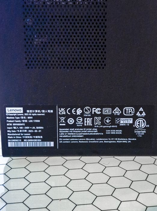 *NOVO* Gaming LENOVO LOQ 17IRB8-318 (i7 RTX 4060 16GB RAM- 512GB SSD)