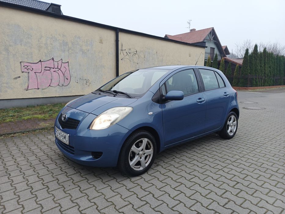 Toyota Yaris 1.3 benzyna Klima/Zadbana