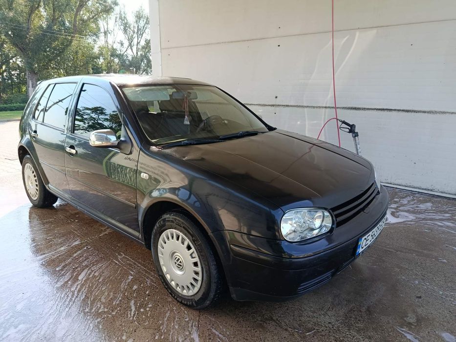 Volswagen Golf4 1.6бензін