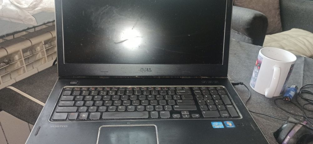 Laptop Dell 3750 17c i7