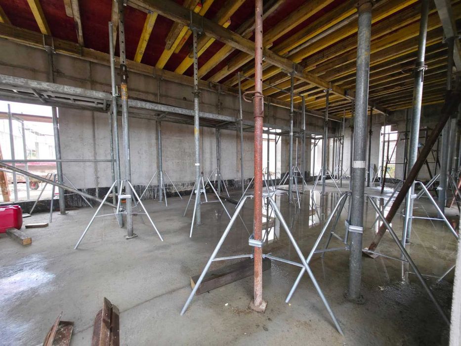 Szalunek stropowy szalunki 200m2 stemple podpory dźwigary sklejka