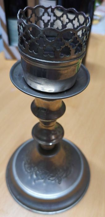 Candelabro antigo436768993529057281