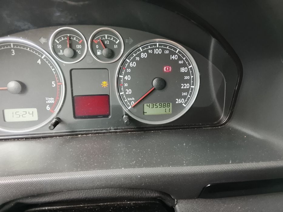 VW Sharan 1.9 TDI 130 CV