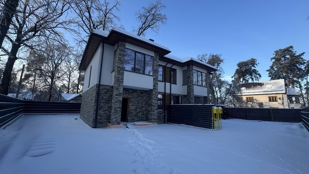 Дуплекс з газом поруч з парками Незнайки та Центральний.