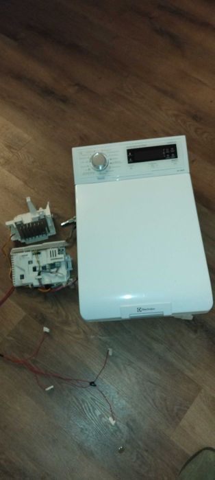 Panel pralki electrolux EWT11367VIW
