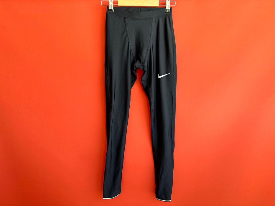 Nike Оригінал чоловічі спортивні лосіни легінси тайтси розмір S