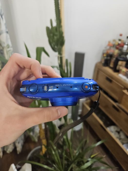 Nikon Coolpix W100 niebieski – stan dobry | bateria + kabel