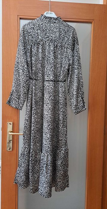 Vestido comprido preto e branco