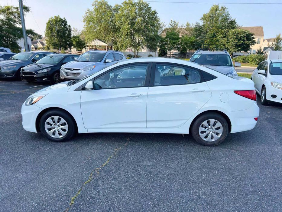 Hyundai Accent GLS      2015
