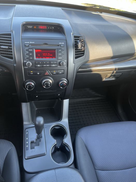 KIA Sorento продам