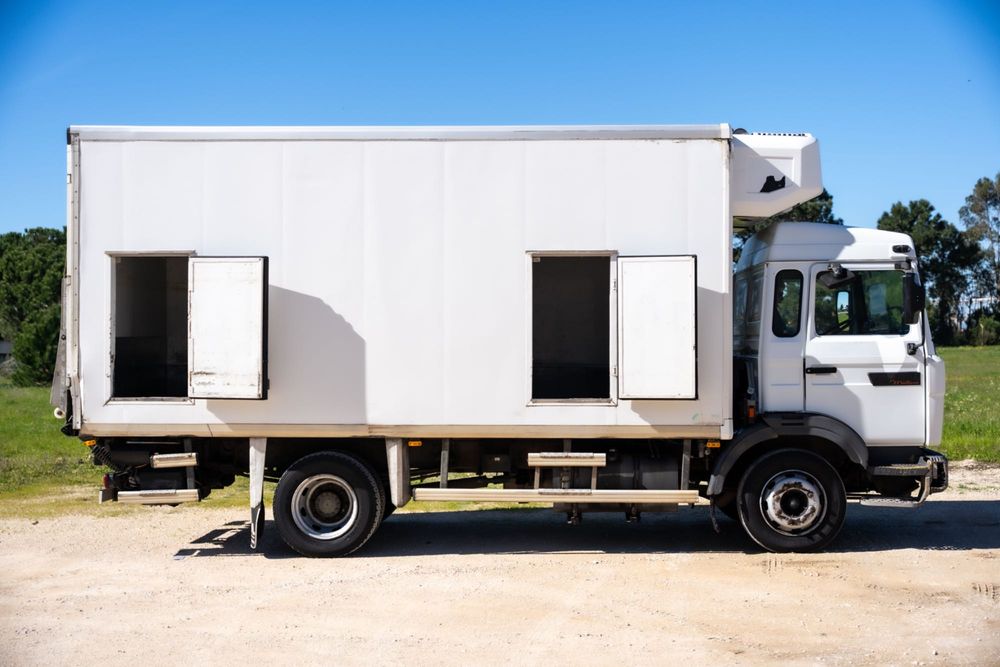 Renault Midliner M150 Frigorífico