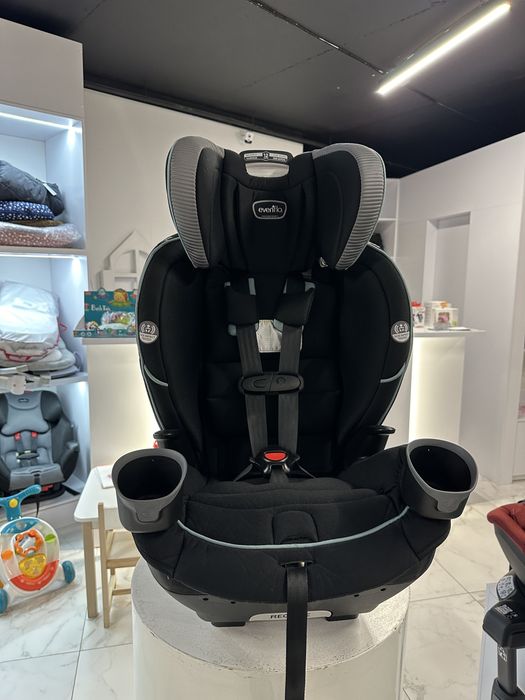 Автокрісло Evenflo EveryFit від 0 до 12 років