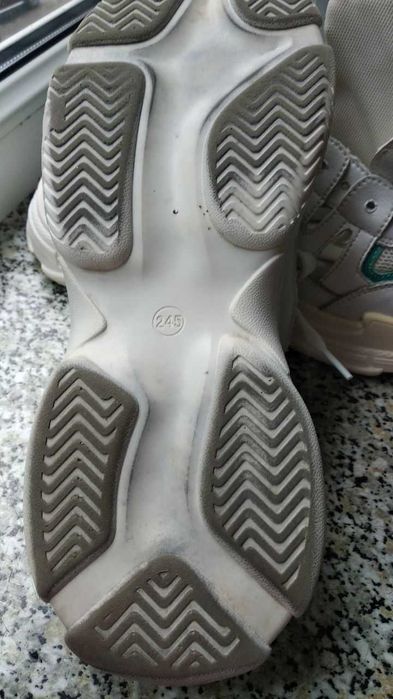 красовки женские