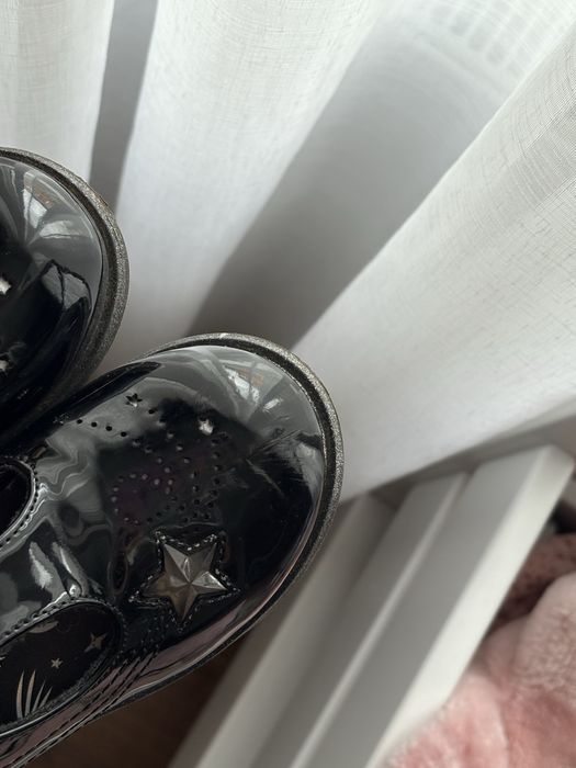 Лакові туфлі для дівчинки 29 р