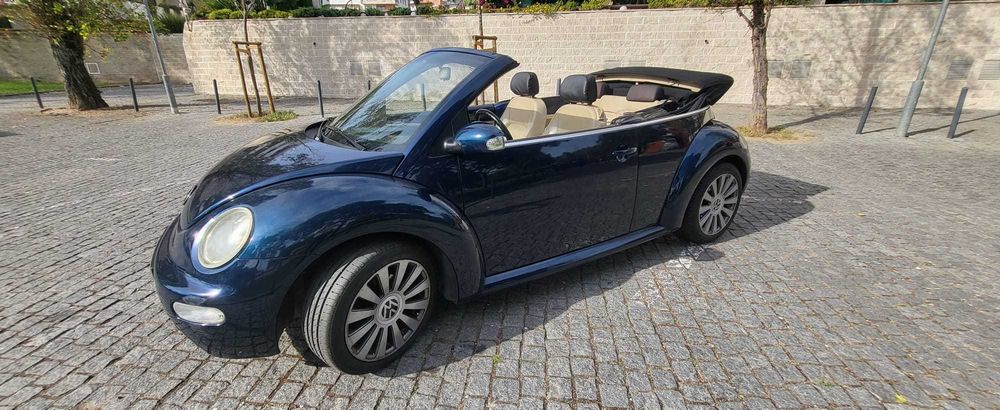 Automovel Volkswagen Beetle Cabriolet