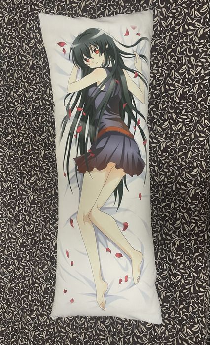 Дакімакура Акаме (двостороння) 40х100
