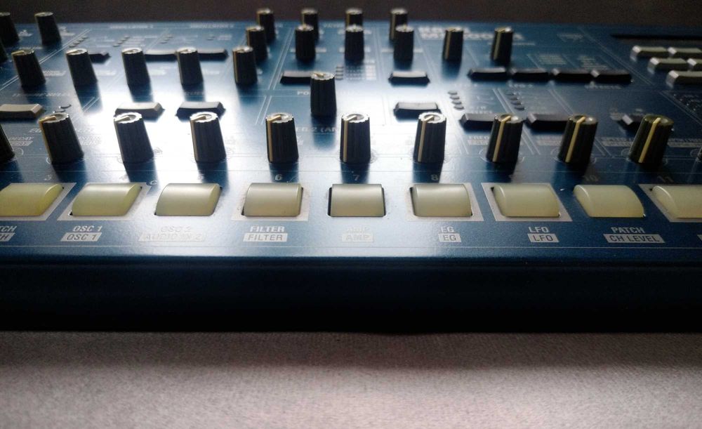 Korg ms2000r | Japan | віртуально-аналогова класика