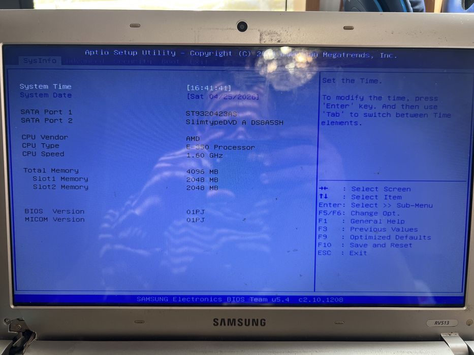 Ноутбук Samsung RV513