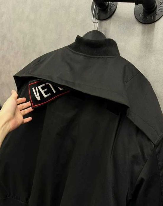 Бомбер VETEMENTS Police