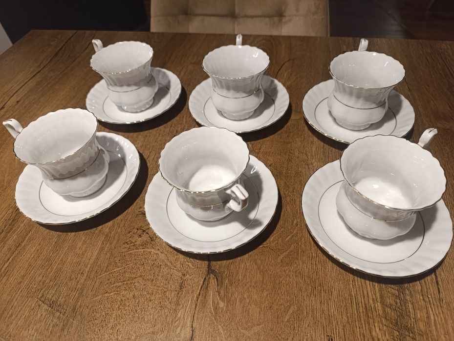 Zestaw filiżanek Chodzież