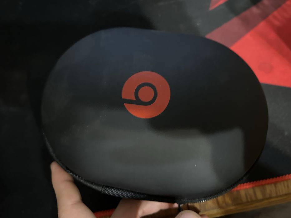 Beats solo HD by dr dre