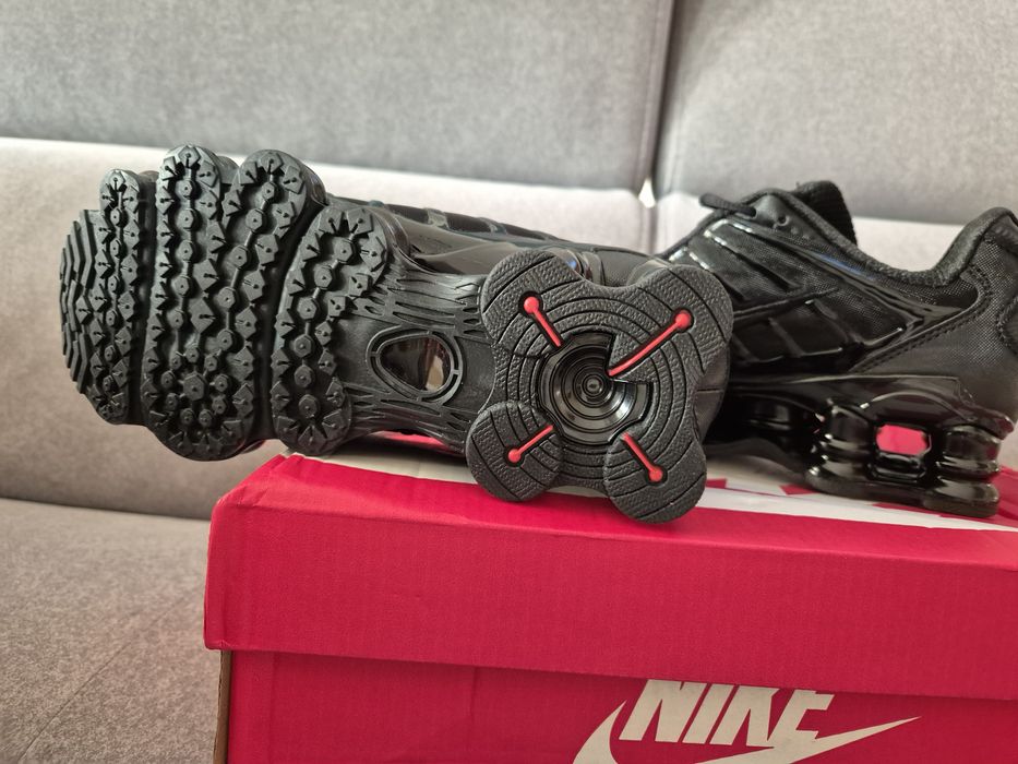 Sprzedam buty NIKE SHOX TL