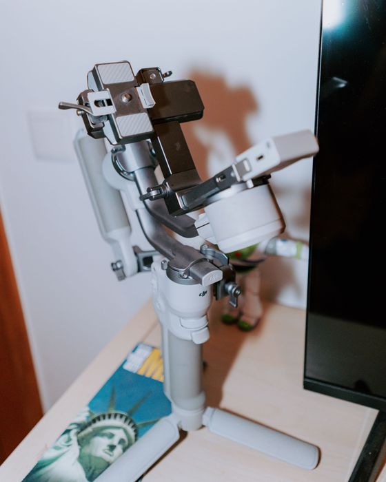 DJI RS 4 Mini Combo em Excelente Estado