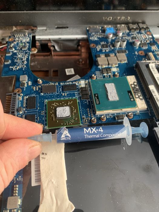 ноутбук Dell vostro 3560 i7 8gb ssd