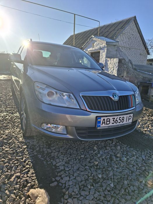 Продам   авто  2012