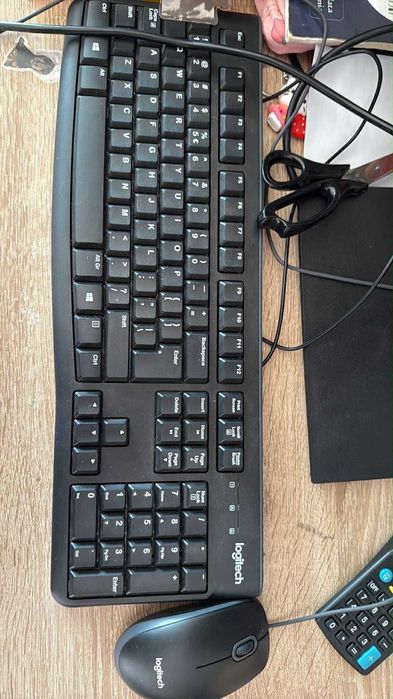 Komputer OptiPlex5070 + monitor+myszka+klawiatura