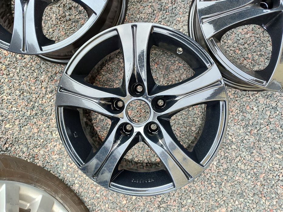 Диски R-15. 5×112. J-6.5. ET-38. Dia-70.1