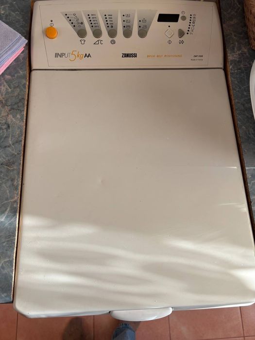 Віддам пральну машинку zanussi zwt 5125 - zwt 5105 (можна на запчасти)
