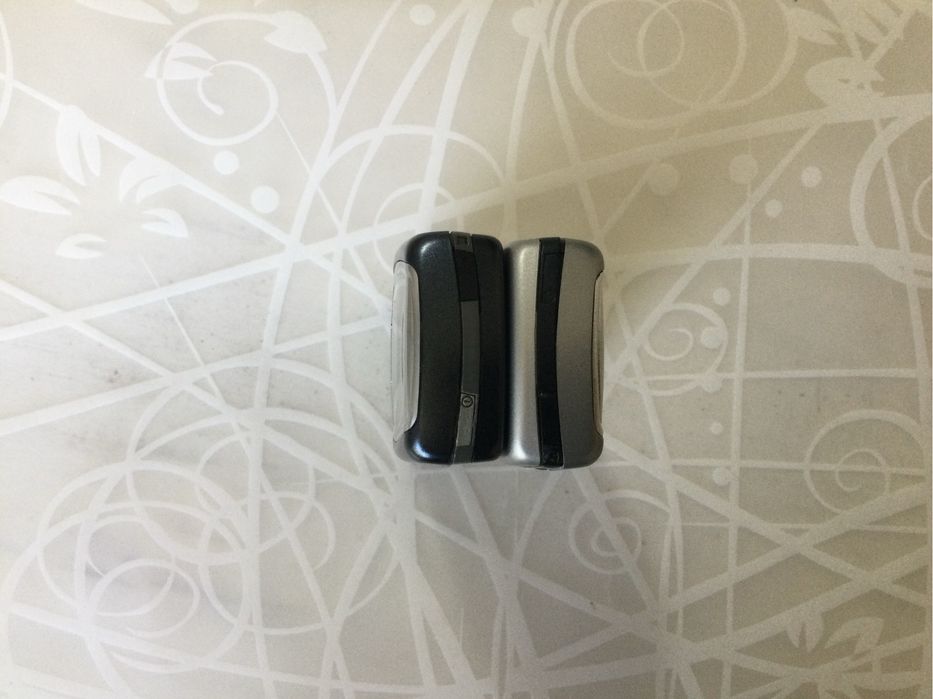 Nokia 6610i и Nokia 6610.