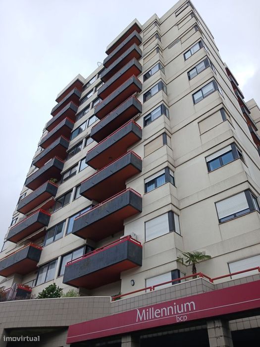 Apartamento T1 mobilado e equipado