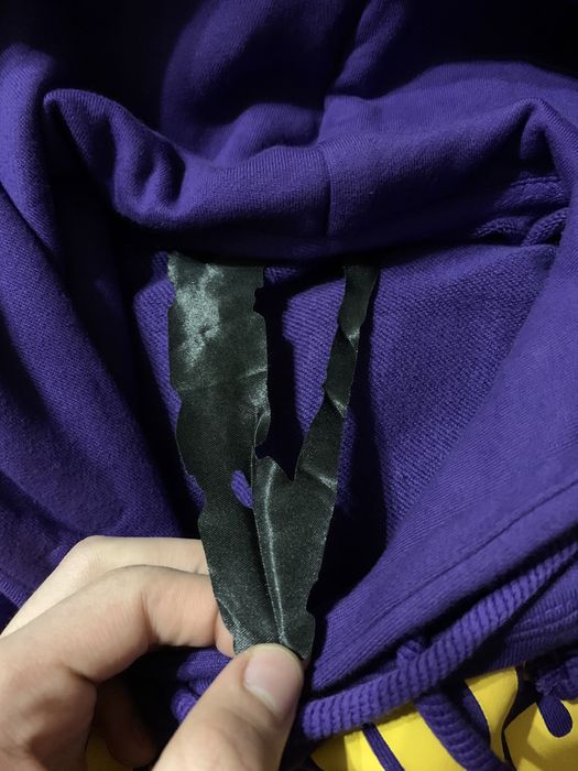 Кофта худи vlone friends как у урагана хокаге