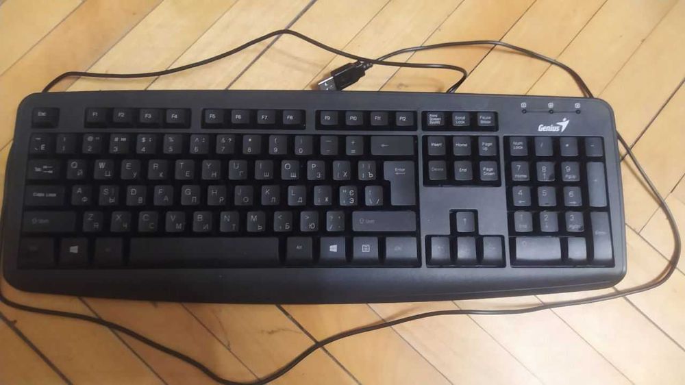 Клавіатура дротова Genius KB-200