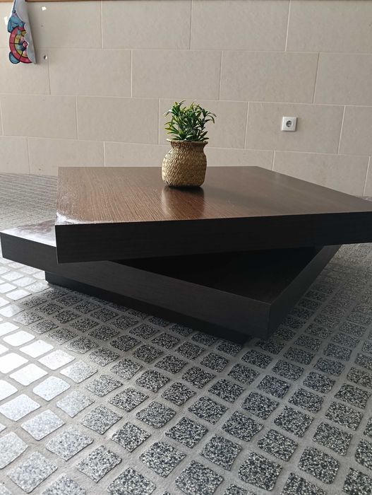 Mesa de centro  madeira robusta